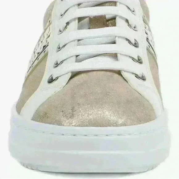 Geox sneakers womens size 9 Sand/ Gold DO2FED W Animal Print back - Picture 3 of 10